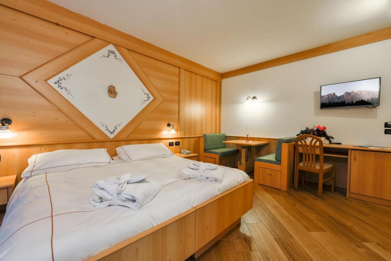 Chalet Pineta Relax Location Canazei Exterior foto