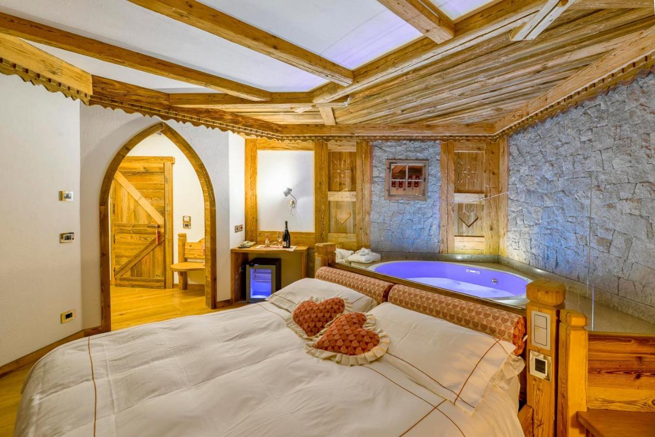 Chalet Pineta Relax Location Canazei Exterior foto